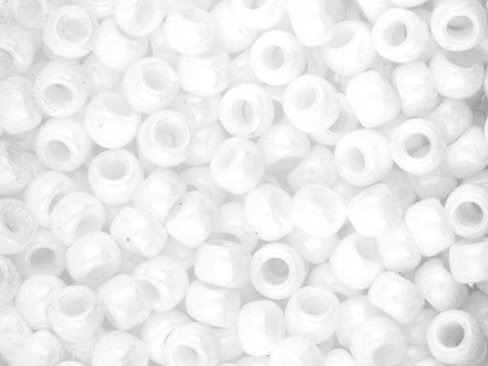 TOHO™ / Round 8/0 / Opaque / White / 10g / ~410szt