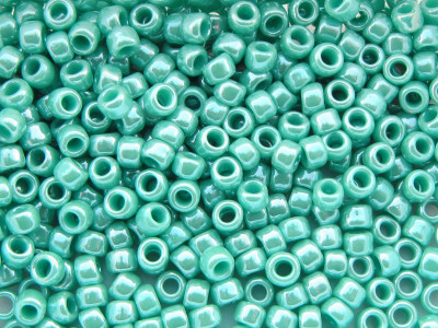 TOHO™ / Round 8/0 / Opaque Lustered / Turquoise / 10g / ~410szt